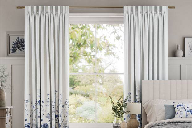 curtain cleanign in london by crystal carpet cleaners
